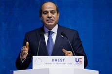 Egypt frees 3 as president appears to reach out to critics