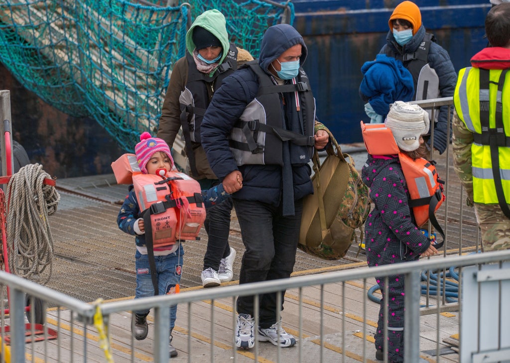 More than 200 people cross Channel to Dover in small boats after 11 day hiatus, reports claim