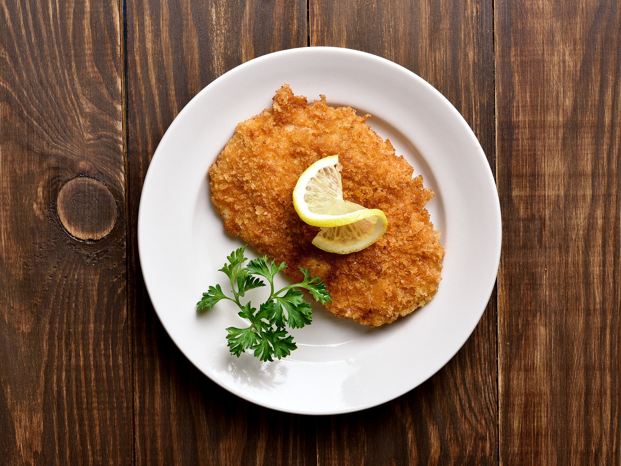 <p>This fast weeknight dinner features quick-cooking flounder prepared alla milanese</p>