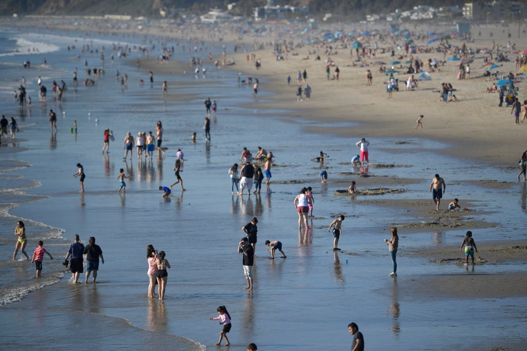California's population fell again amid pandemic's 2nd year