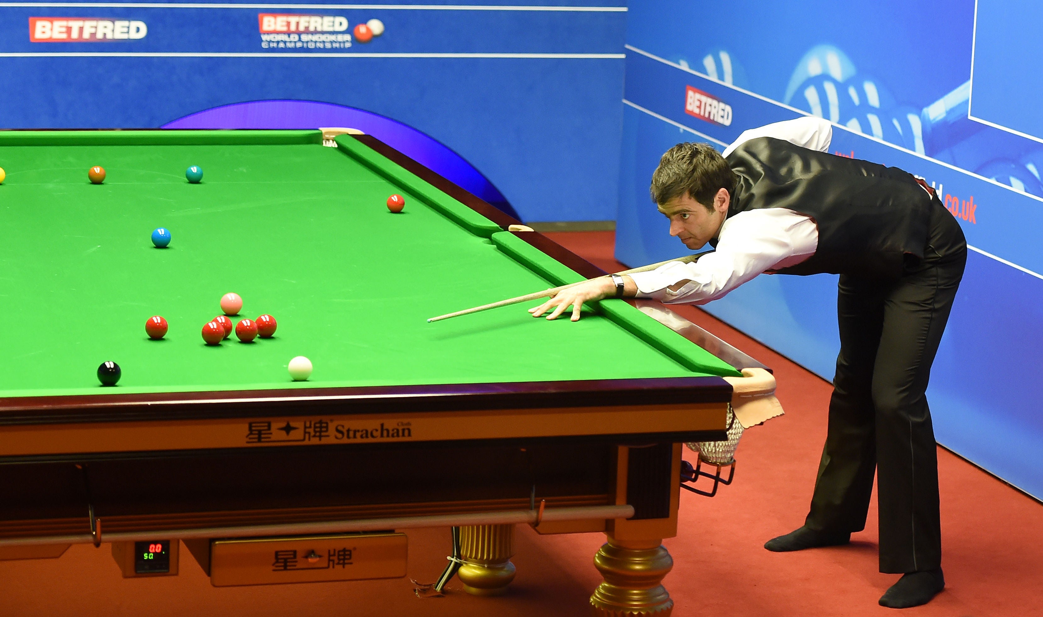 O’Sullivan played part of a 2015 match against Craig Steadman in his socks (Martin Rickett/PA)