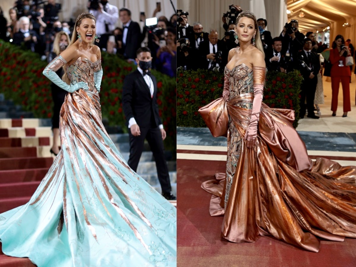 Blake Lively Transformed Into Lady Liberty In The Middle Of The Met Gala  Red Carpet