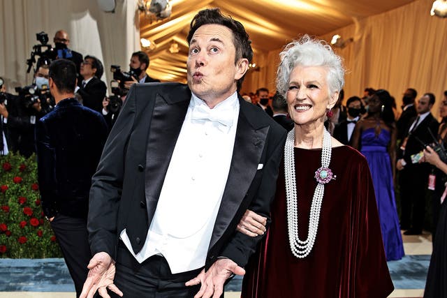 <p>Elon Musk attends the Met Gala with his mother Maye Musk </p>