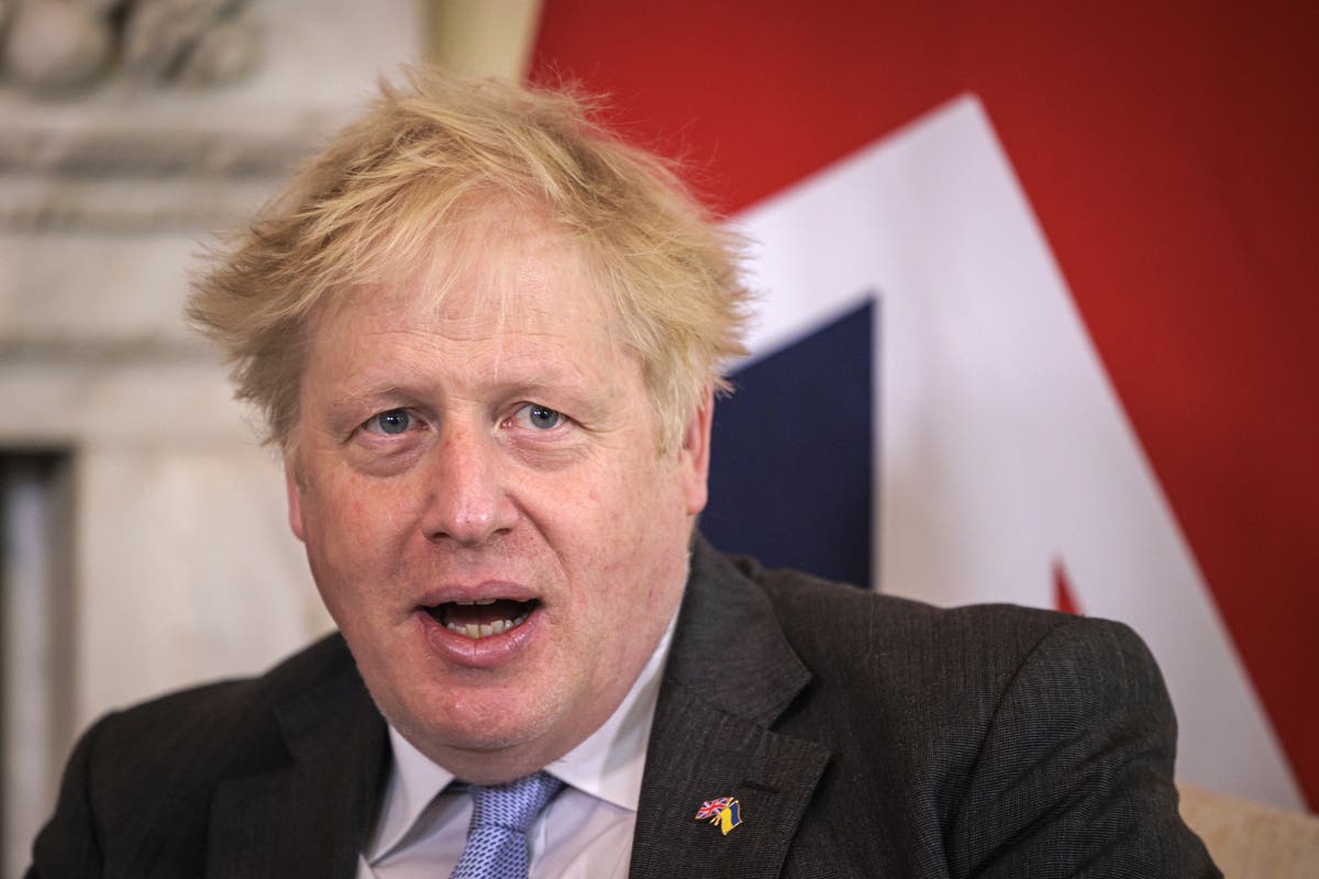Boris Johnson&rsquo;s &lsquo;misleading and dangerous&rsquo; attack on lawyers over Rwanda deal condemned