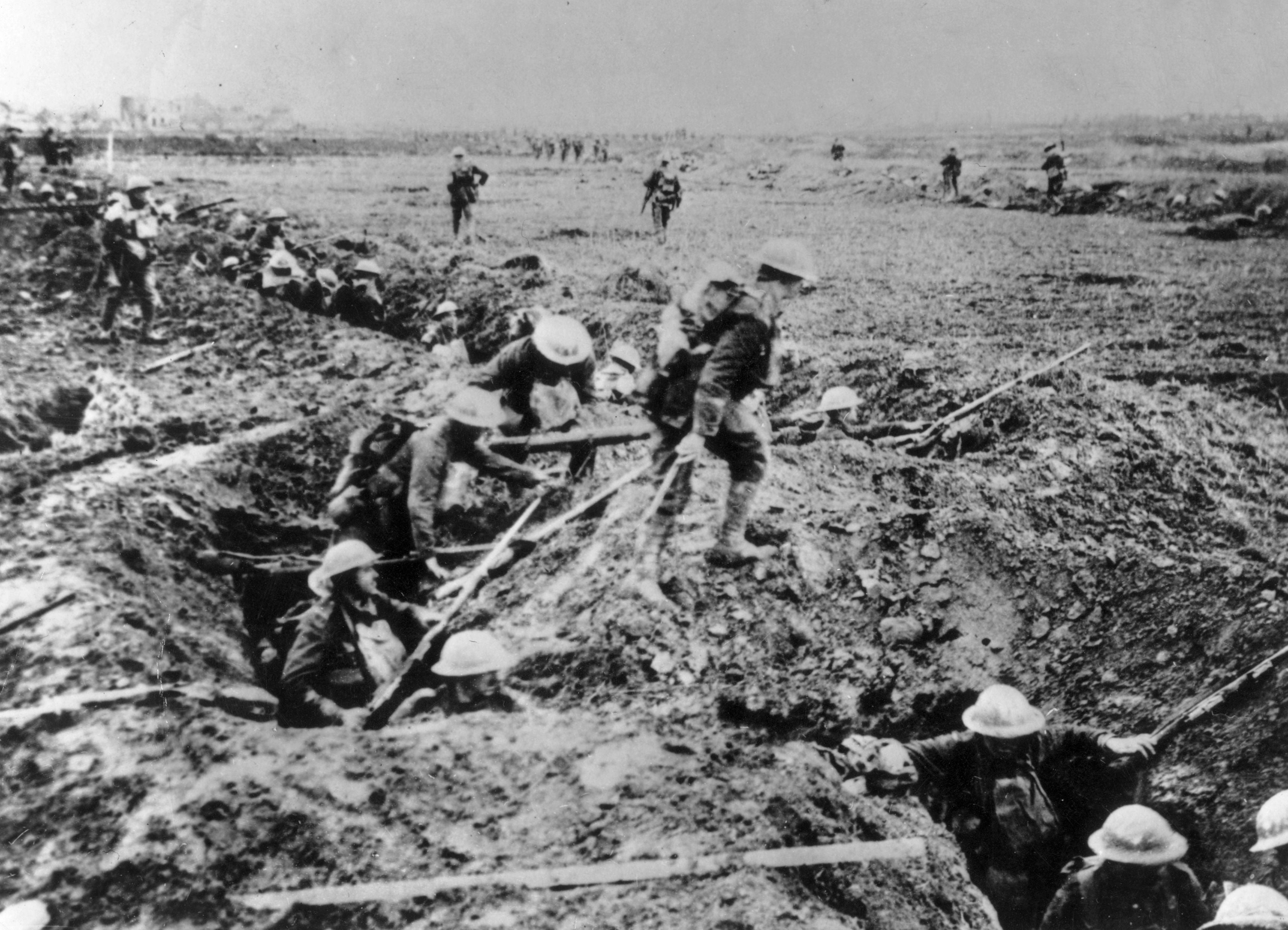 March 1917: British infantry troops on the offensive near Arras