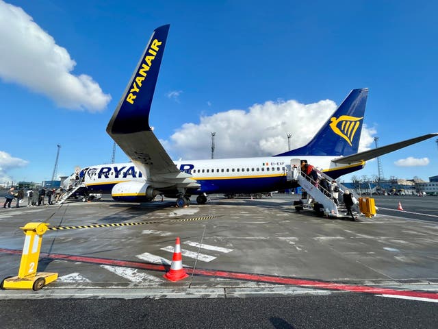 <p>Ready to go: Ryanair Boeing 737-800 at Tallinn airport </p>