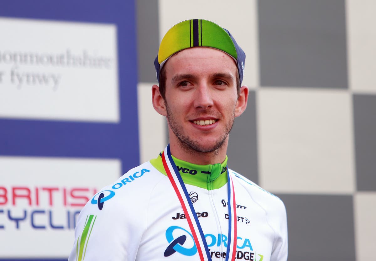 Simon Yates preaches patience in preparation for tilt at pink in Giro d&rsquo;Italia