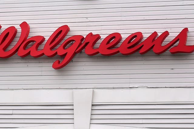 <p>A Walgreens sign. </p>