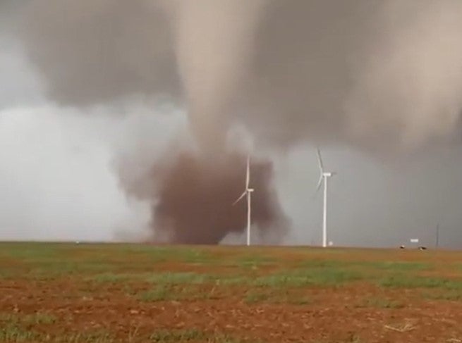 The tornado caused extensive damage in the Texan town of Lockett
