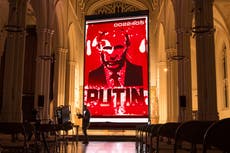 Russian artist uses blood donated by Ukrainian fighters to send a message to Putin