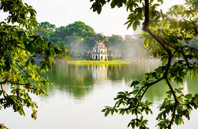 <p>Hoan Kiem lake, Hanoi</p>