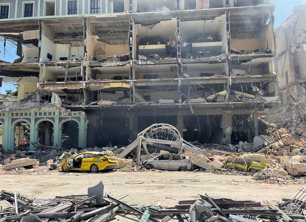 Cuba explosion – live: Large blast at The Hotel Saratoga Boutique in Havana