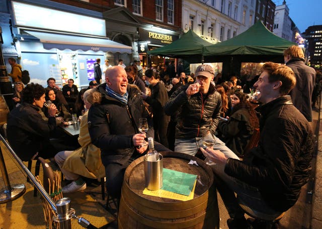 <p>Pub goers were also annoyed by  dirty tables and sticky floors or carpets</p>