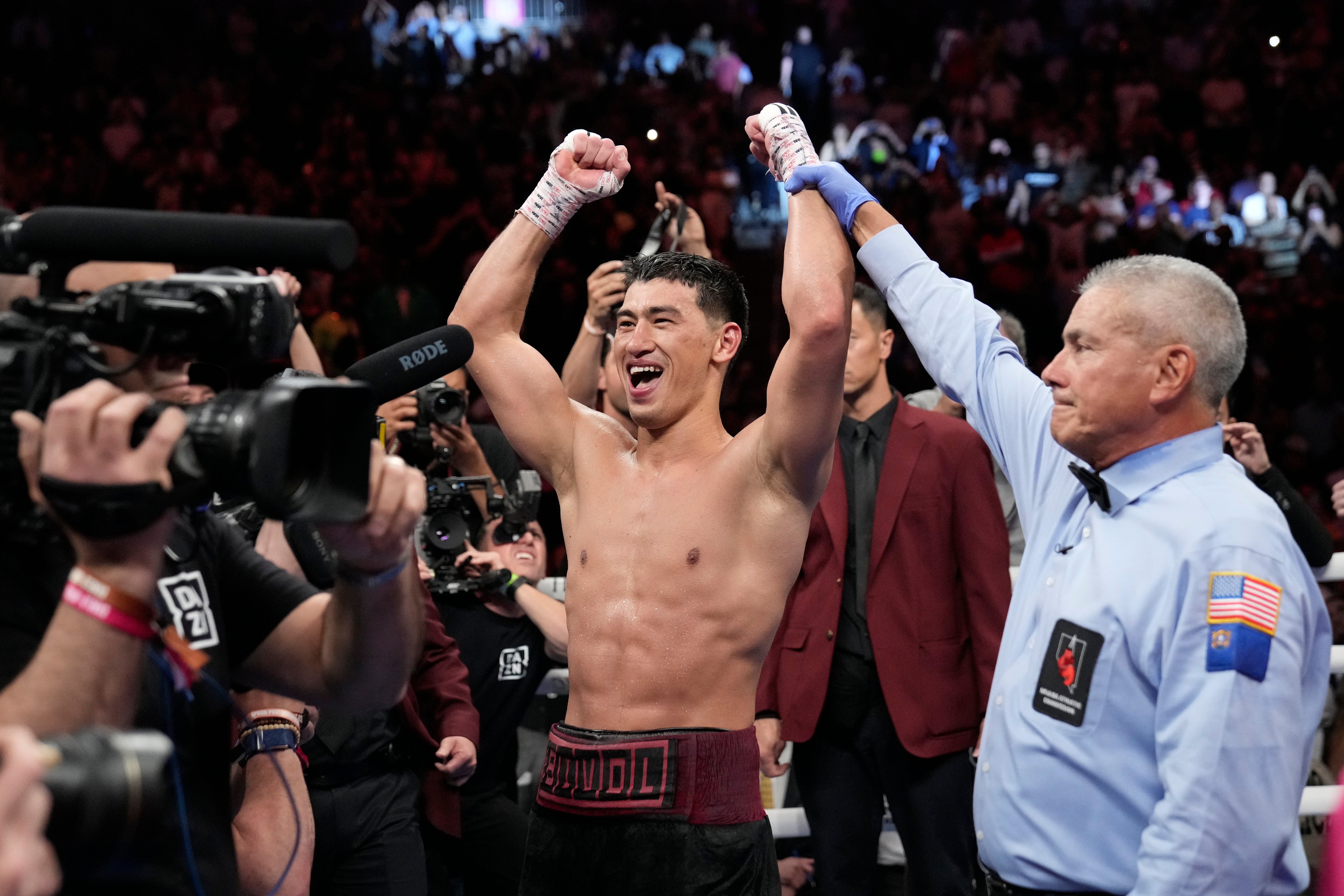 Bivol celebrates his victory