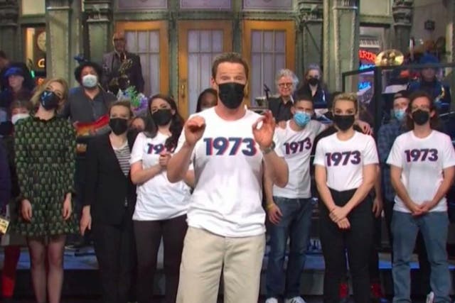 <p>Benedict Cumberbatch, Arcade Fire and the cast of SNL wearing ‘1973’ shirts</p>