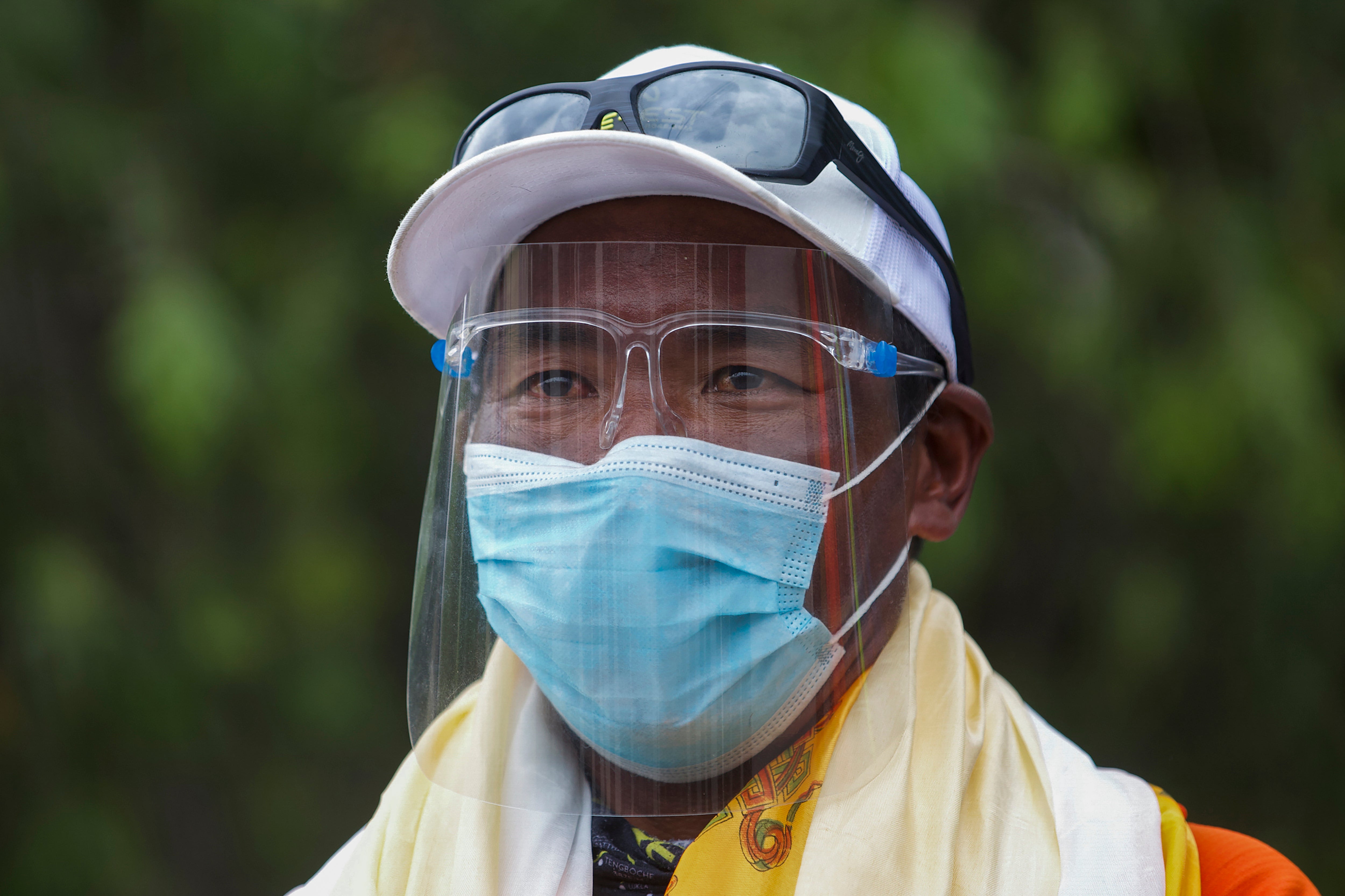 EVEREST-RÉCORD DE ASCENSO