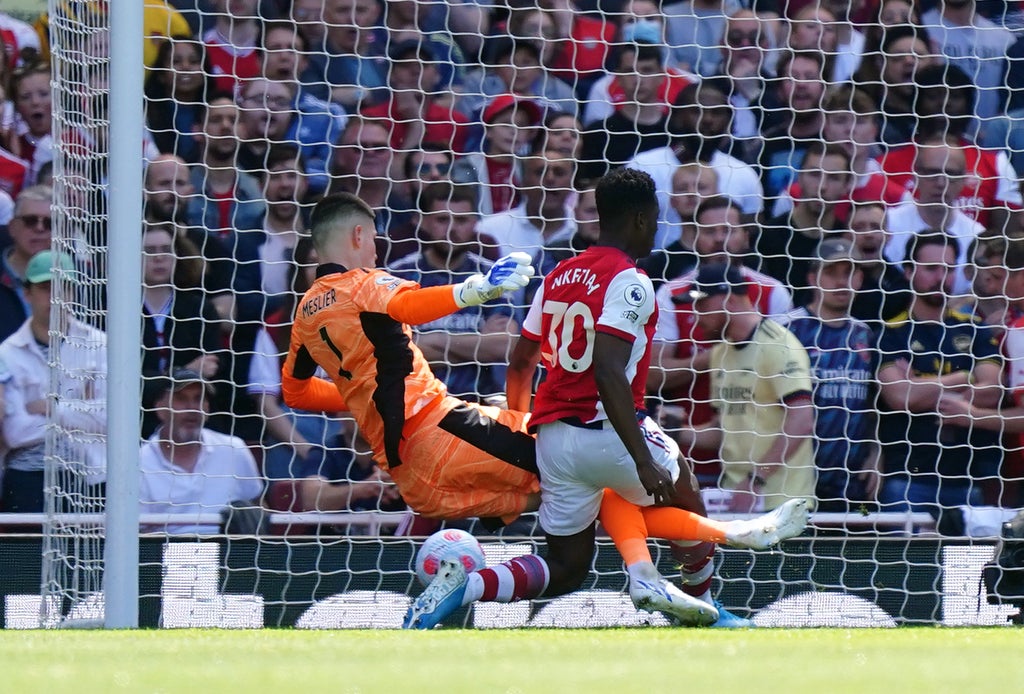 Eddie Nketiah brace boosts Arsenal’s top-four push and leaves Leeds in trouble