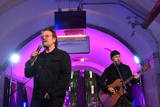 <p>Bono and the Edge, of the band U2, performing in an underground station in Kyiv </p>