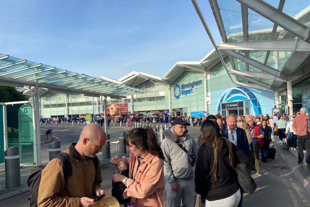 There were long queues outside Birmingham Airport (@BobBlack1964 on Twitter/PA)