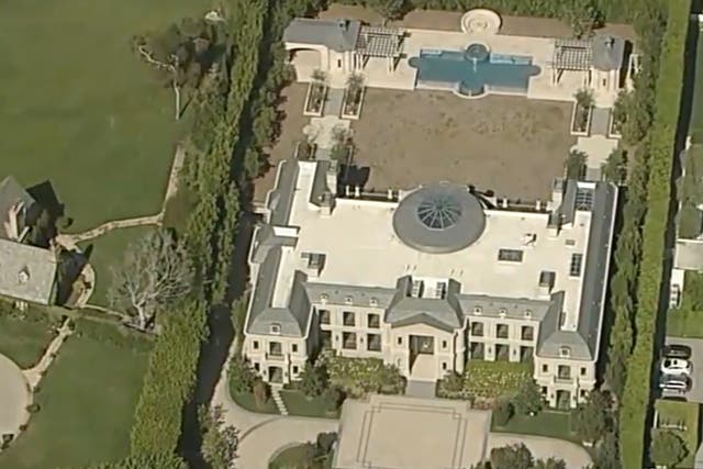 <p>The mansion is located in the Holmby Hills area of Los Angeles</p>