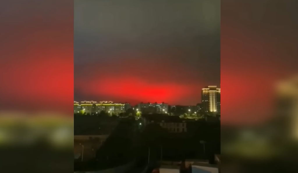Chinese port-city Zhoushan’s sky turns blood-red, triggering panic