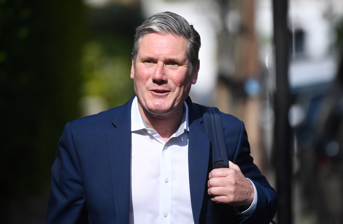 Sir Keir Starmer considers pledge to resign if police find he broke Covid laws