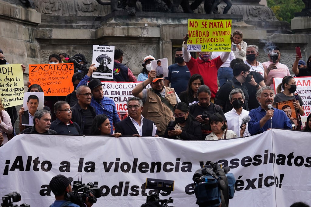 SHELL-Dos periodistas más asesinadas en México, 2022 el año más violento para la prensa