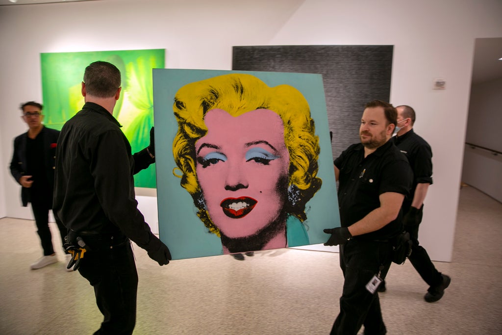 Warhol’s ‘Marilyn’ auction nabs $195M; highest for US artist