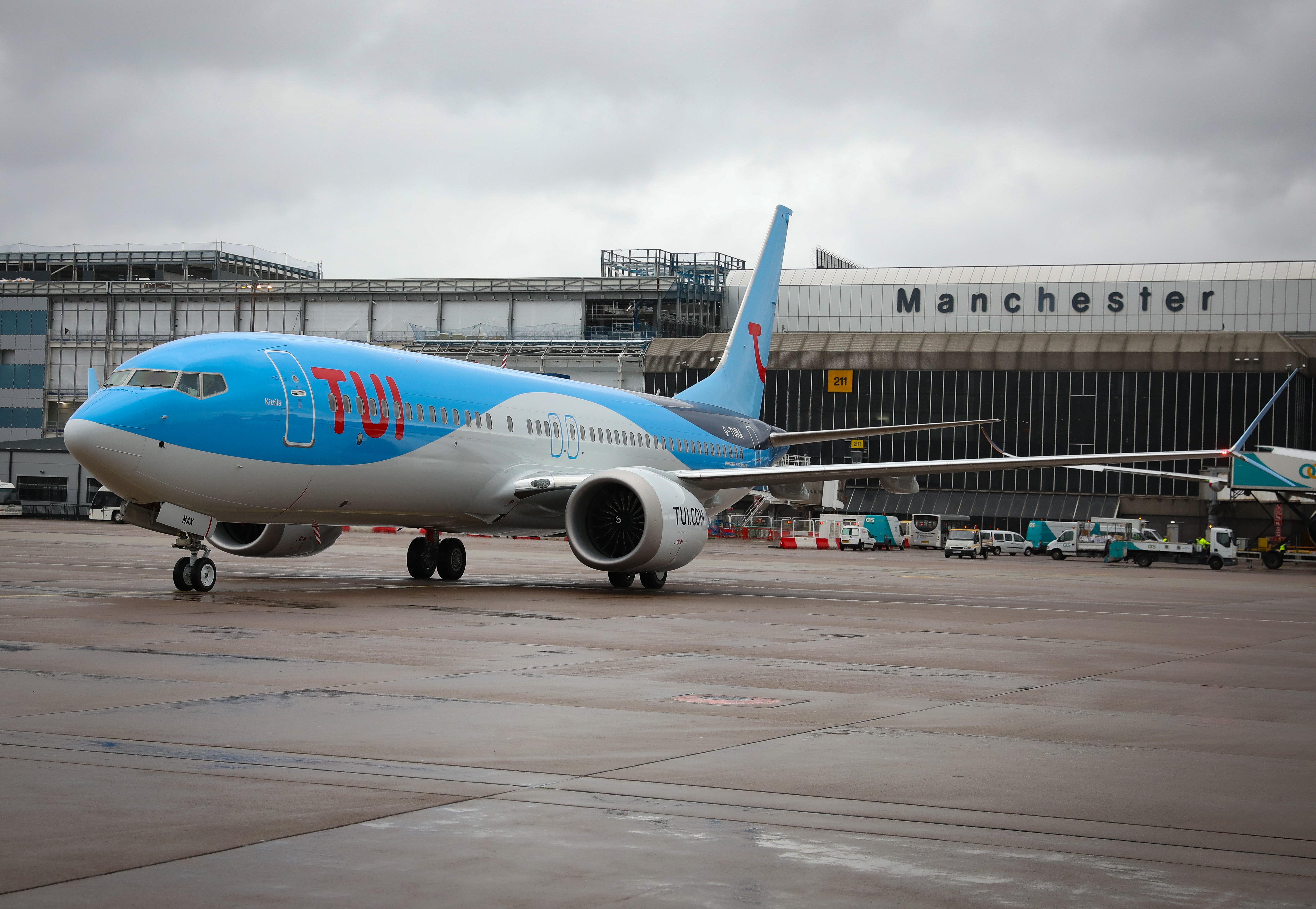 Strong return: Tui Boeing 737 Max at Manchester airport