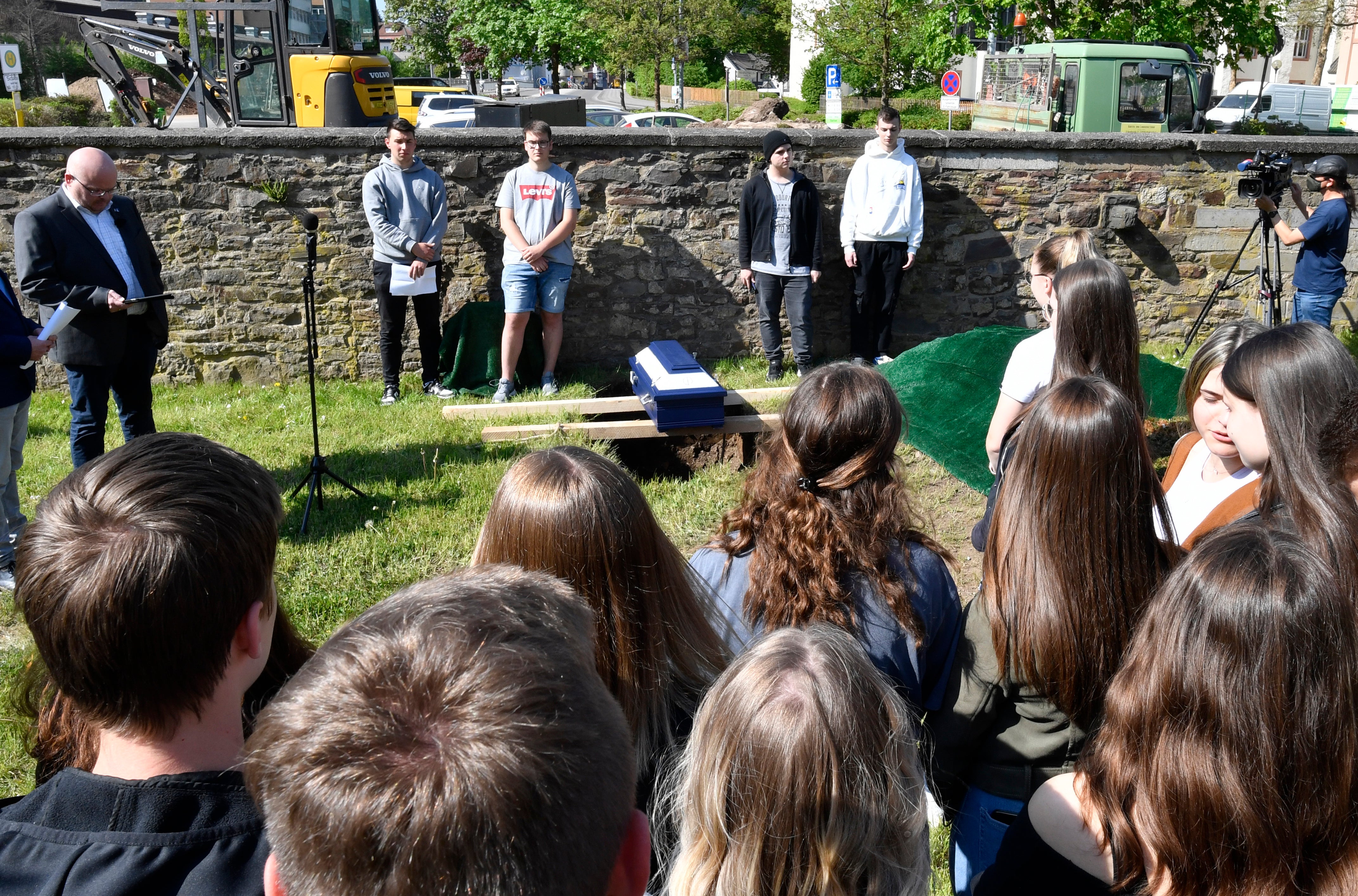 Germany School Skeleton Buried