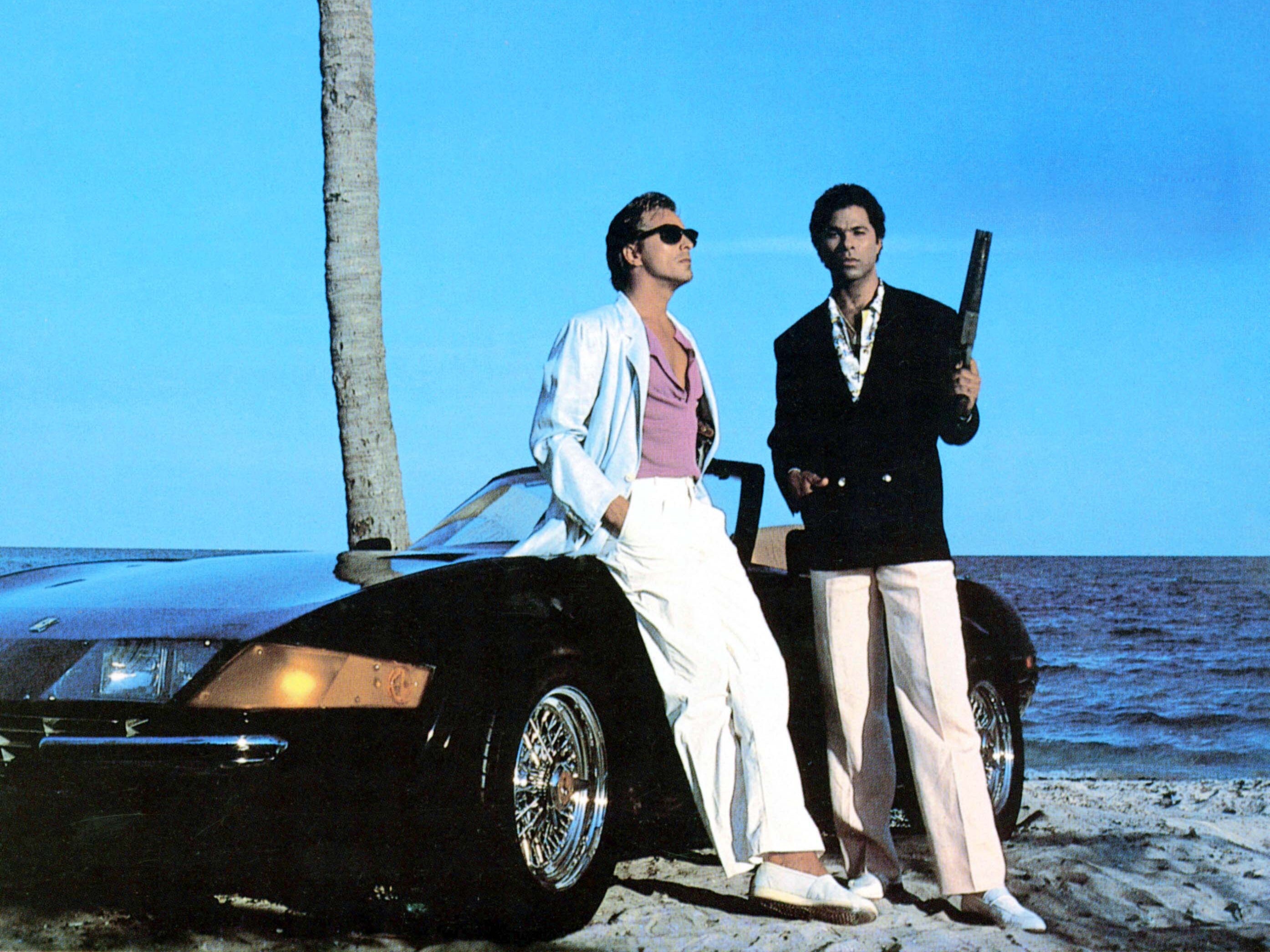 Executive producer Michael Mann hand-picked the ‘Miami Vice’ wardrobe, famously decreeing: ‘No earth tones’