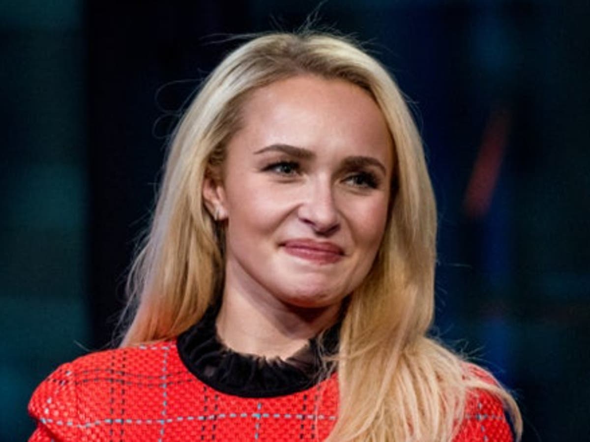 Heroes star Hayden Panettiere says she was given drugs by team aged 15