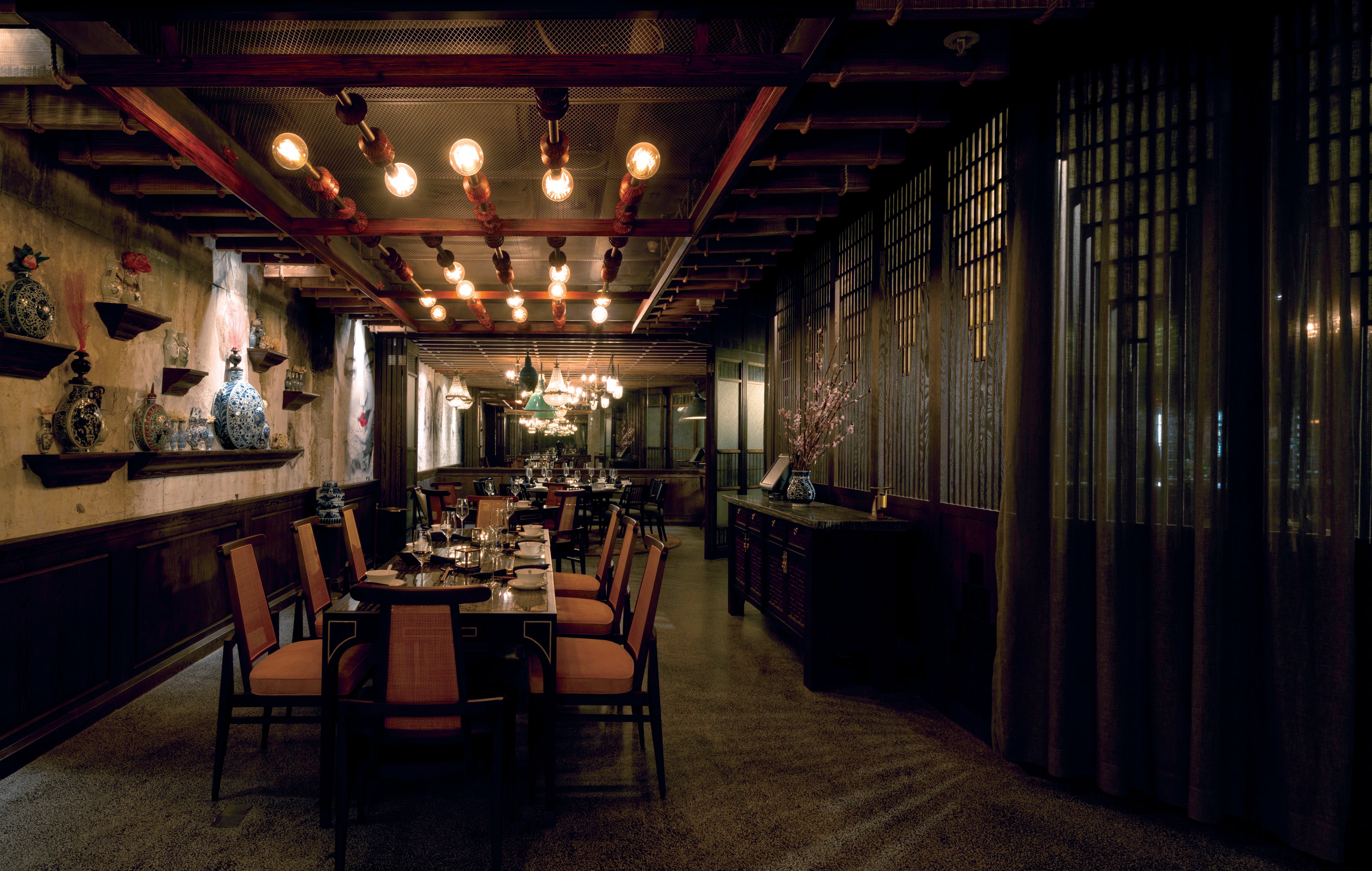 For dining with an arty aesthetic, head to Mott 32 in the Standard Chartered Bank Building