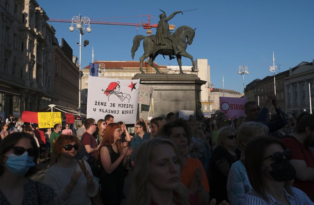 Thousands rally in Croatia after woman denied abortion