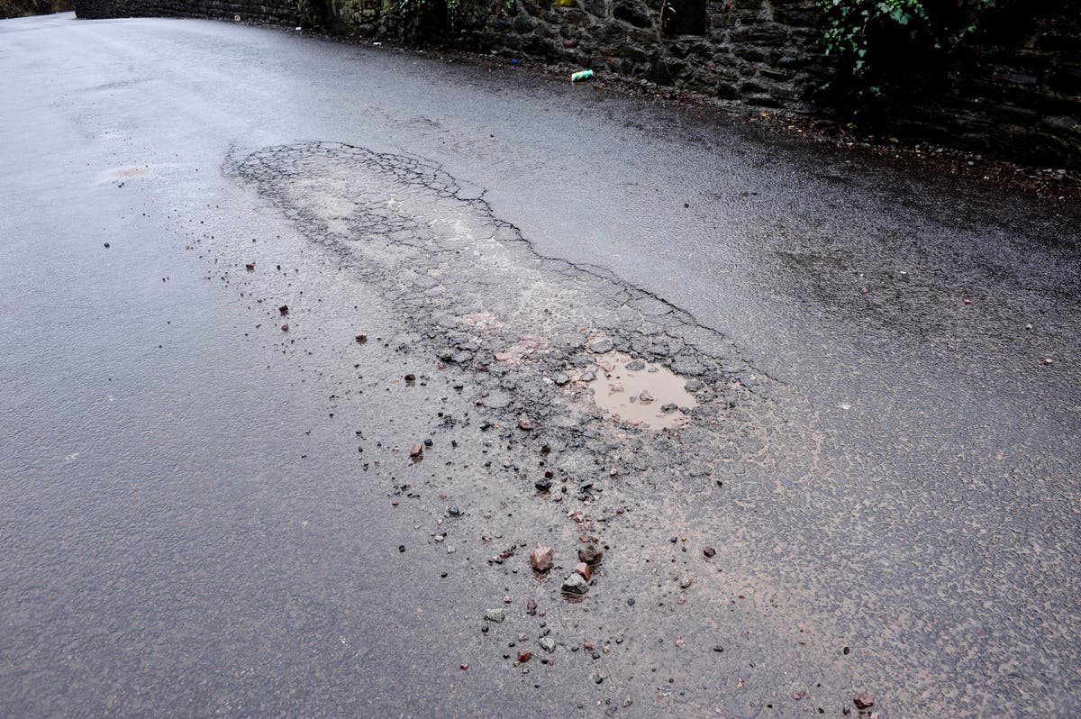 Companies responsible for &lsquo;plague of potholes&rsquo; to be penalised more easily