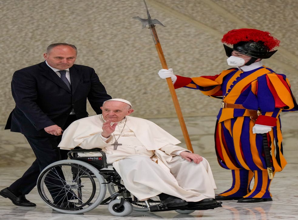 PAPA-CANADA-INDÍGENAS