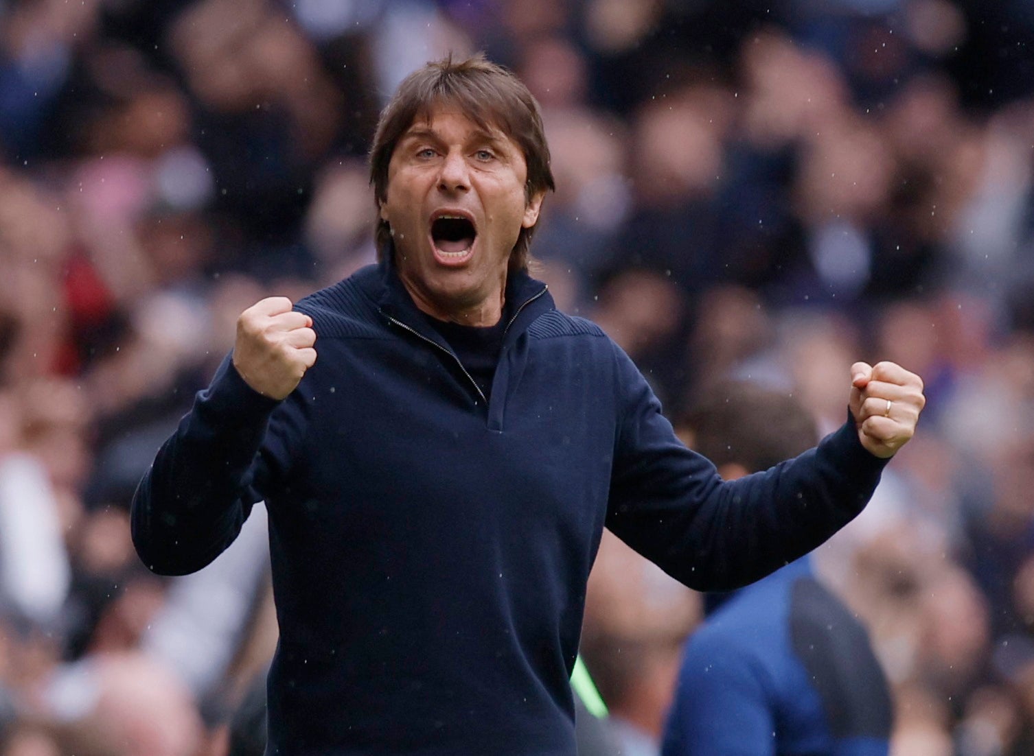 Antonio Conte reacts to Kane’s penalty... and a season saved?