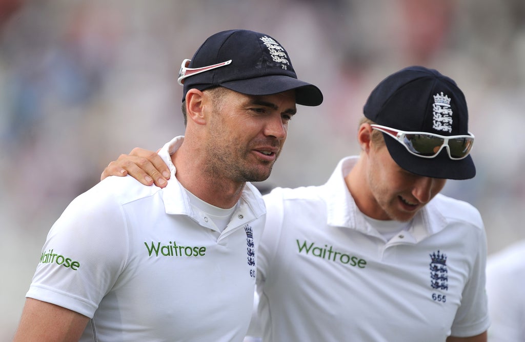 James Anderson removes Joe Root for just four but Yorkshire thwart Lancashire