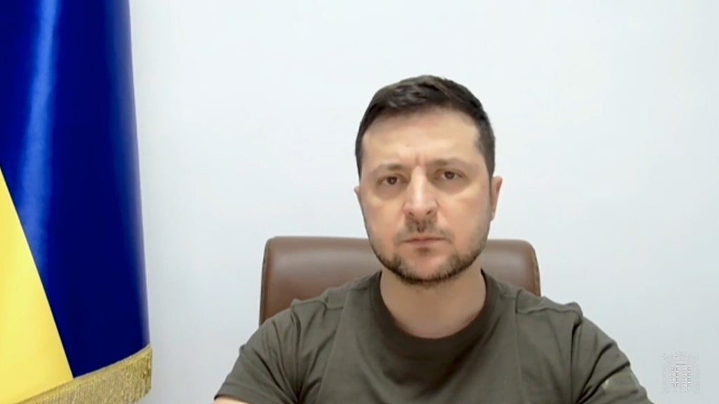 Ukraine news – live: Zelensky proposes bill to extend martial law