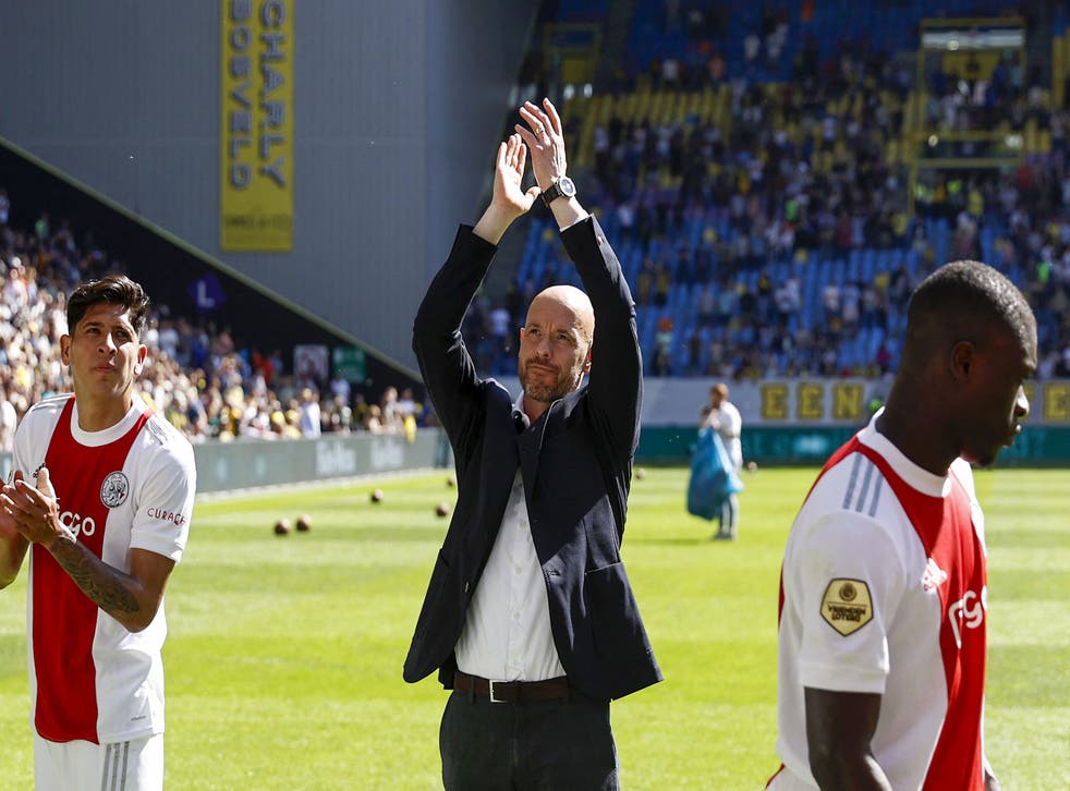 <p>Erik ten Hag bids farewell to the Ajax fans</p>