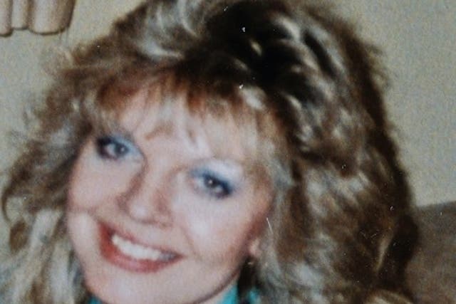 <p>Shani Warren, whose body was discovered bound and gagged in a Buckinghamshire lake more than three decades ago </p>