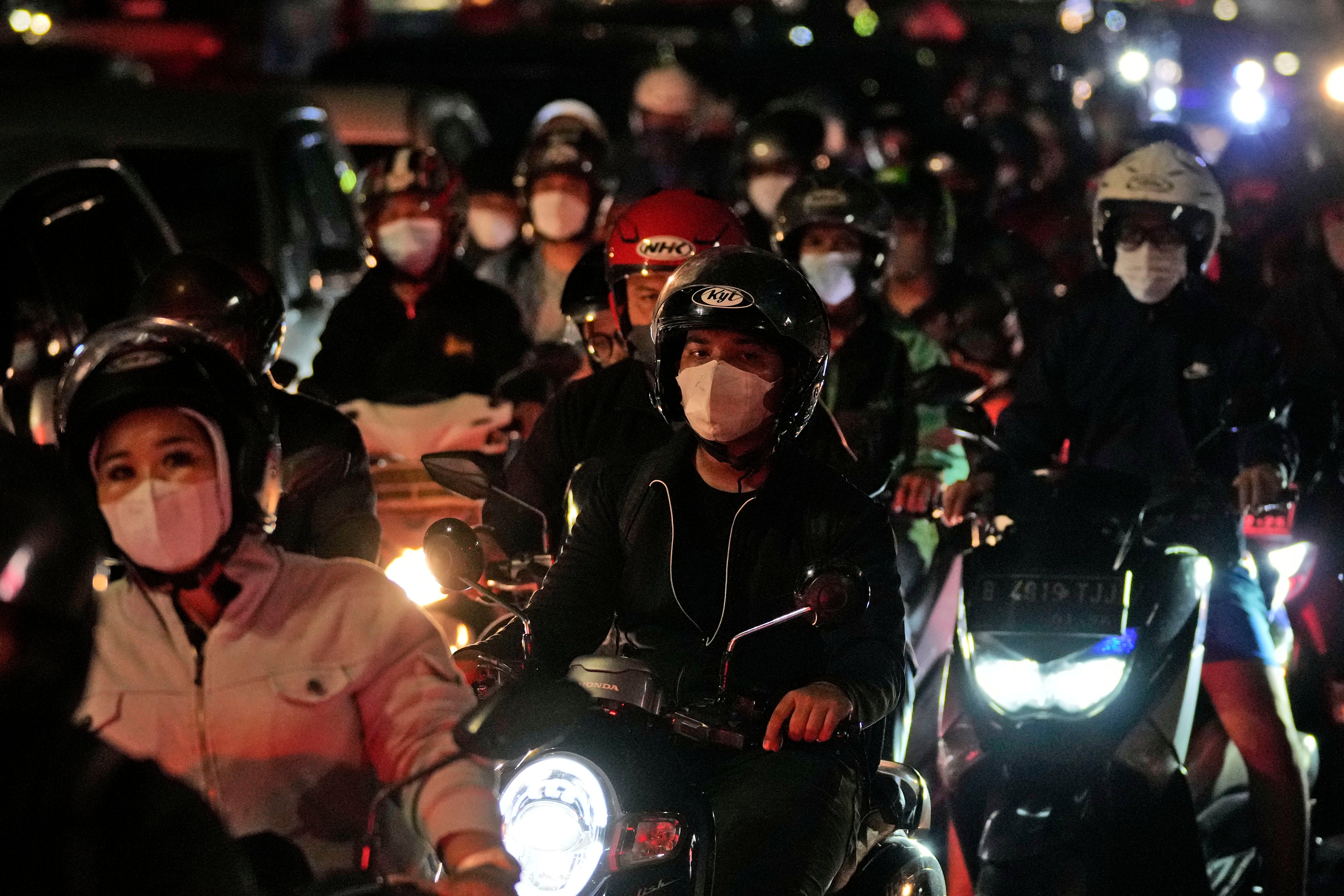 Virus Outbreak Indonesia