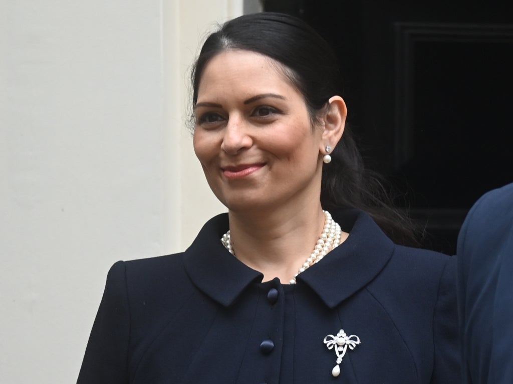 Priti Patel told police officers are using food banks while ‘struggling to feed their families’
