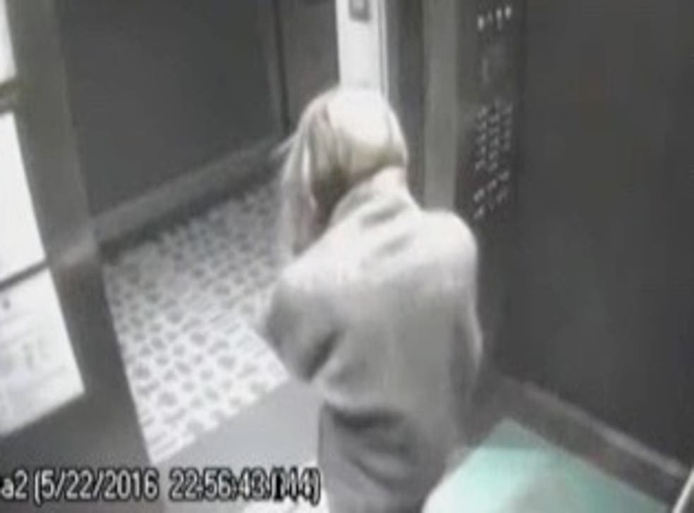 <p>Footage of Amber Heard in the elevator in her building travelling down to meet James Franco on 22 May 2016</p>