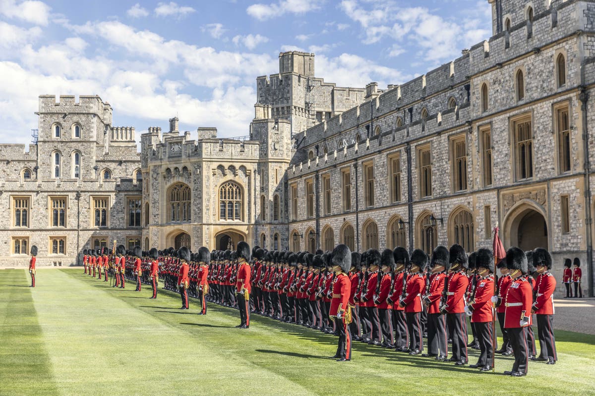 William presents new colours to Irish Guards ahead of Platinum Jubilee