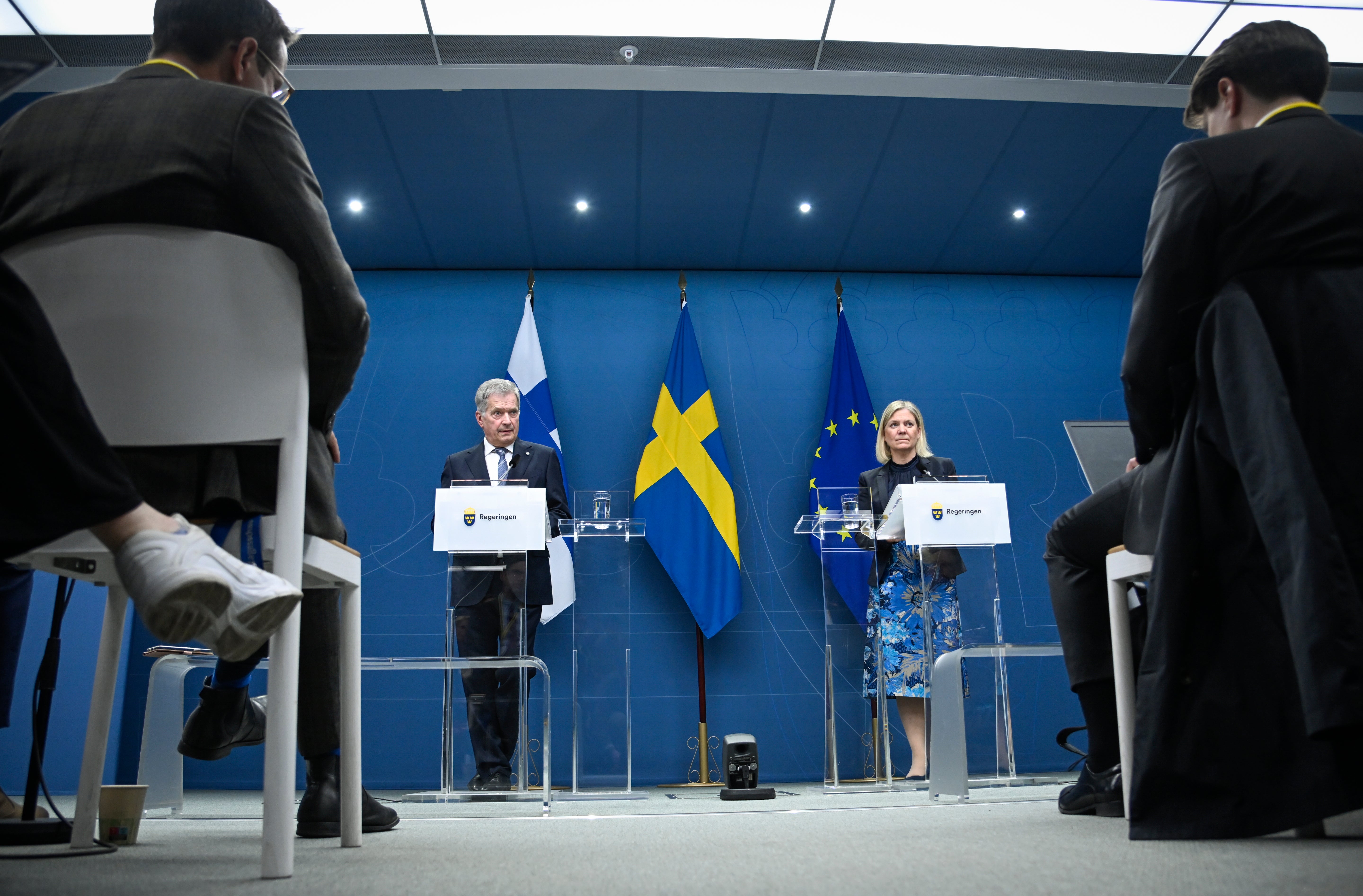 Finland, Sweden Submit NATO Membership Application | The Independent