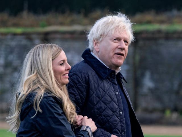 <p>Ophelia Lovibond and Kenneth Branagh as Carrie and Boris Johnson </p>