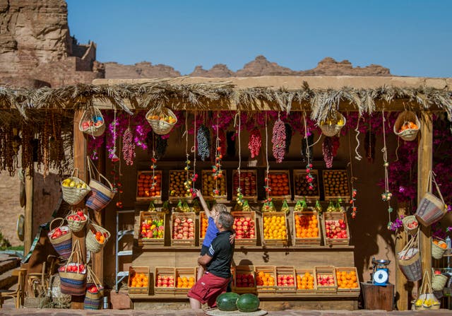 <p>Saudi’s vibrant, friendly food scene spans everything from bustling markets to street food and high end eats </p>