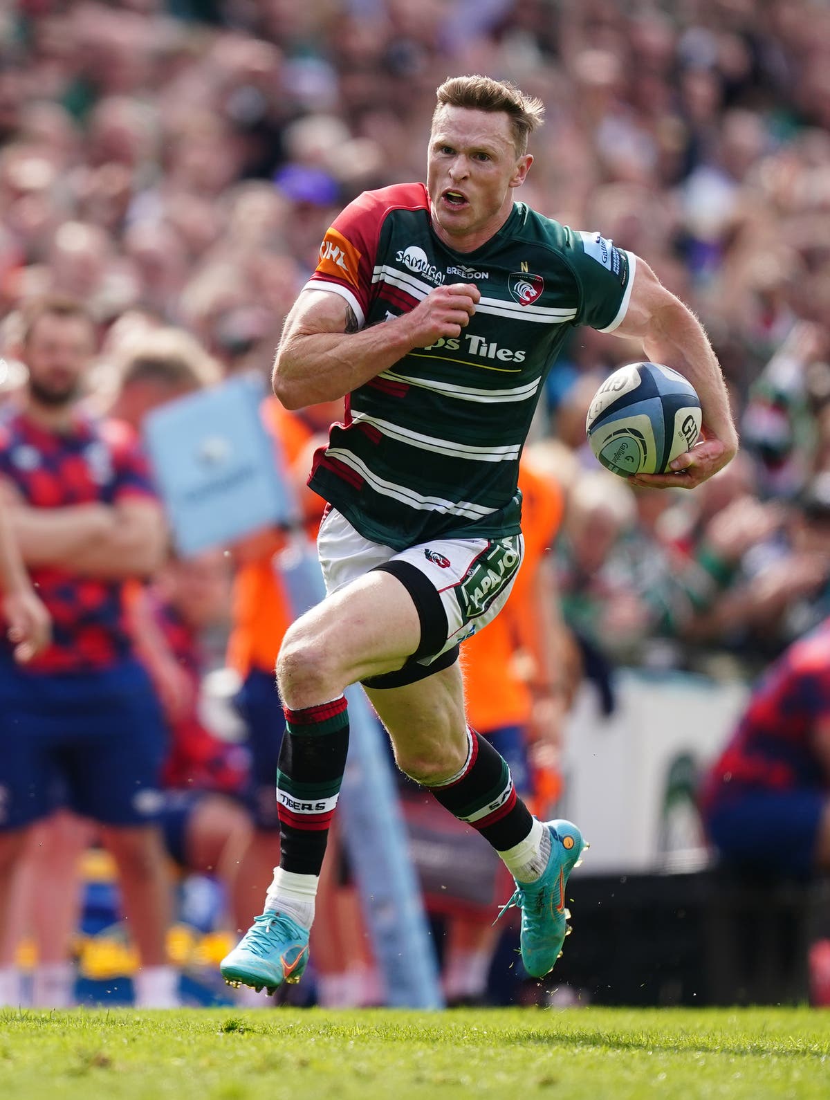 Chris Ashton plans to prolong playing career before moving into coaching