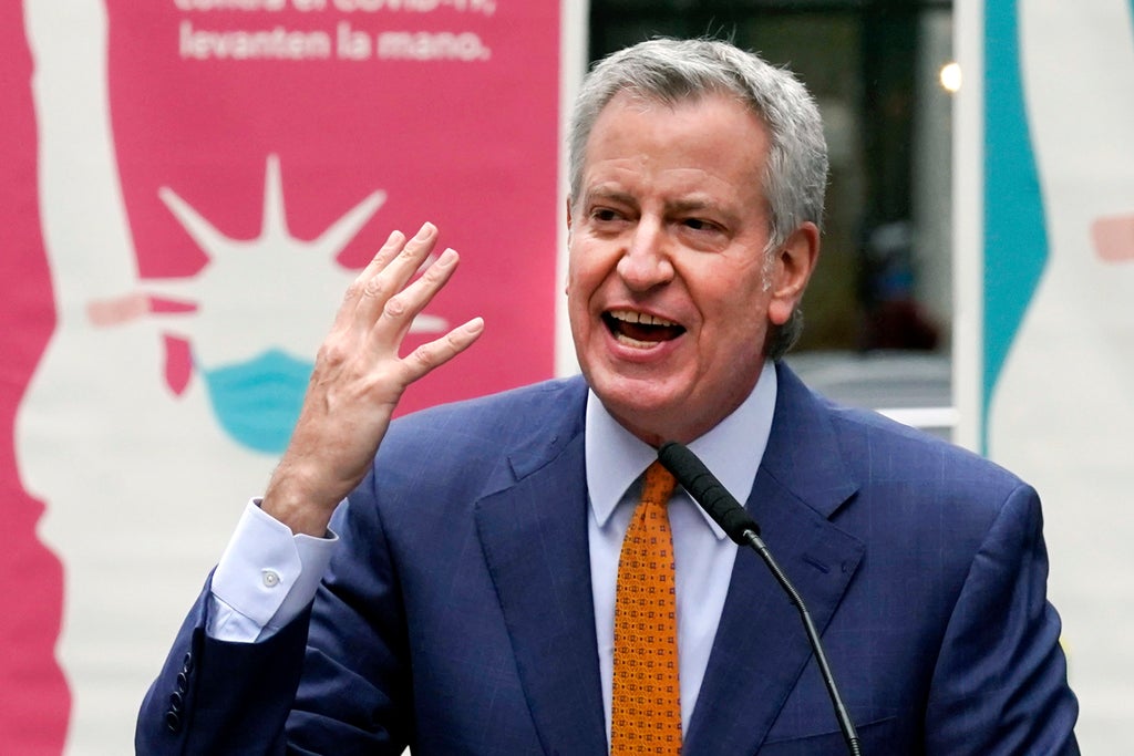 Former New York City Mayor Bill de Blasio announces run for Congress